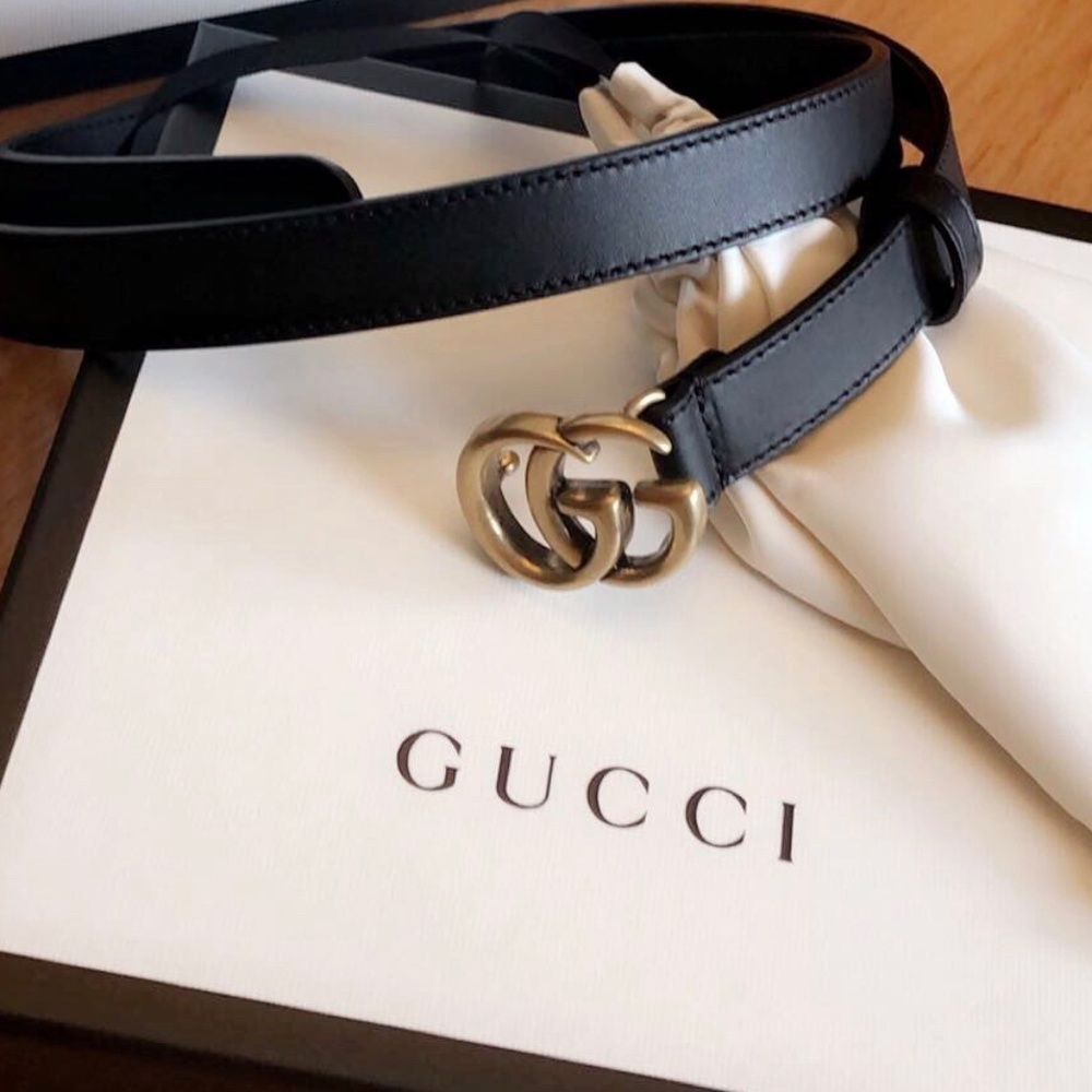 GG Marmont Thin Leather Belt with Shiny Buckle in Black Leather